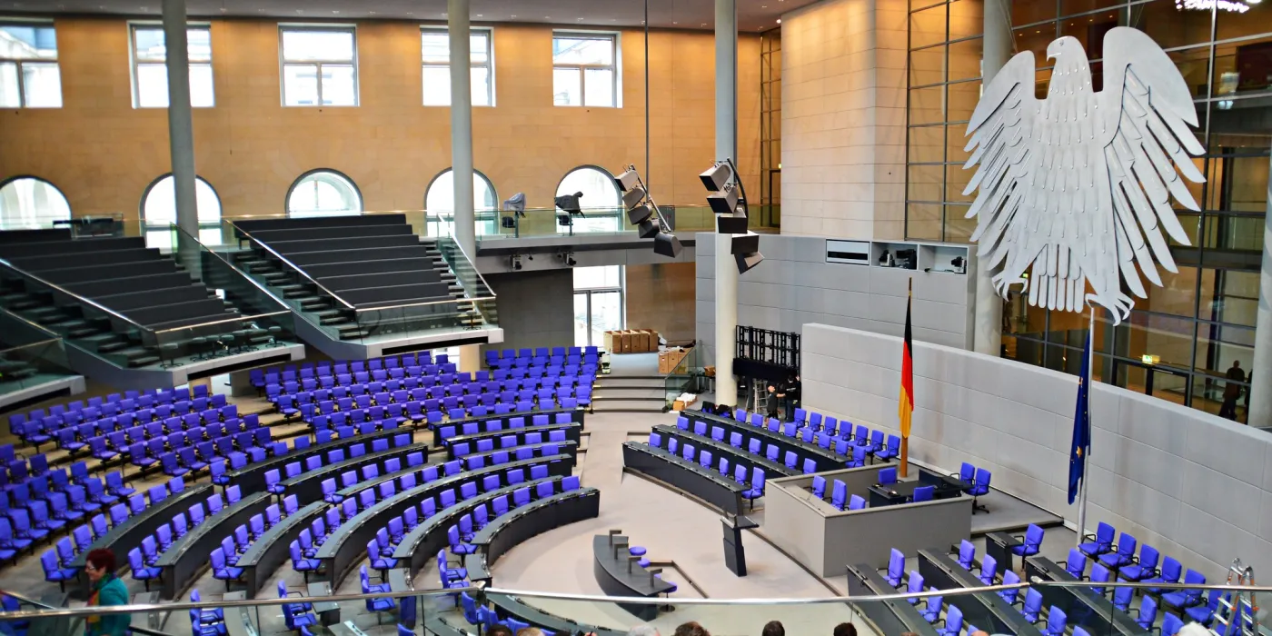 "Plenarsaal Deutscher Bundestag" by Tobi NDH is licensed under CC BY 2.0